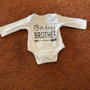 ‼️Mix and Match 3 items for $5‼️ 0-3 months Baby brother long sleeve onesie